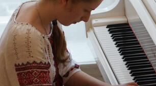 План-конспект відкритого уроку на тему: "Основні форми роботи над творами на заняттях з основного  музичного інструменту (фортепіано)".