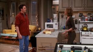 “The One with All the Cheesecakes” (“Friends”, Season 7, Episode 11)