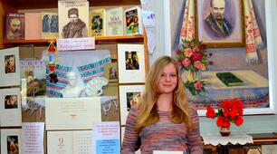 ВИСТАВКА-ПОРТРЕТ. "ШЕВЧЕНКОВІ ДУМКИ - ПЕРЕЖИВУТЬ ВІКИ" ЗЗСО№12 М.ХЕРСОН