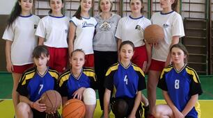 Повторення та закріплення кидків м'яча в кільце "Модуль - баскетбол".