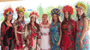 "Формування ключових компетенцій сучасного школяра засобами національно-патріотичного виховання" з досвіду роботи педагога-організатора-методиста Юрової І.М.