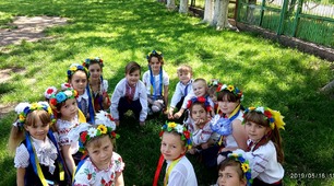 РОДИННЕ ВИХОВАННЯ