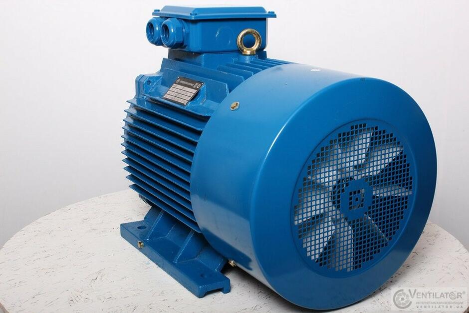 020068qk-4c6e-940x627.jpg
