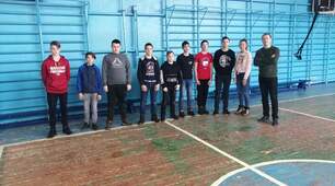 Участь у челенджі віджимання від землі щодо вшанування пам’яті Героїв Небесної сотні.