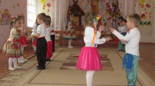 Розвага " Прощавай,  Красуня-Осінь"