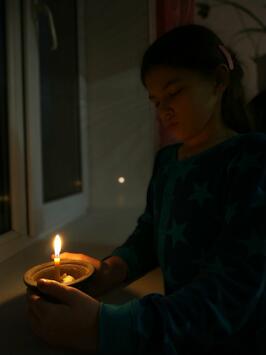 0200dul9-a3f3-266x355.jpg