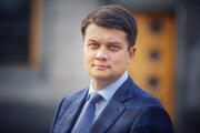 У парламенті триває жорстка дискусія щодо збільшення зарплат освітянам, – Голова Парламенту