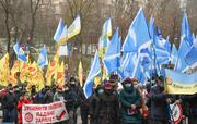 «Зупинити падіння зарплат вчителів»: у Києві відбувся мітинг профспілок освітян