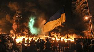 Презентація "Суспільно –політичний розвиток України  протягом 2010-2014 років. Революція Гідності."