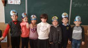 Занятия з ,,Я досліджую світ " з учнями 2 класу на тему ,,Зимуючі птахи"