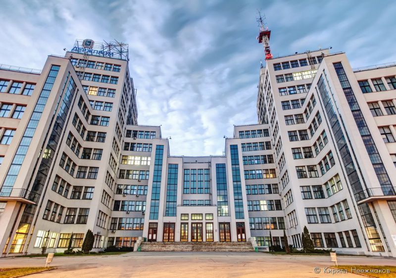 0200m2qv-e6f8.jpg