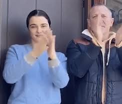 Картинки по запросу "аплодують"