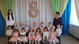 8 березня група " Грайлики"