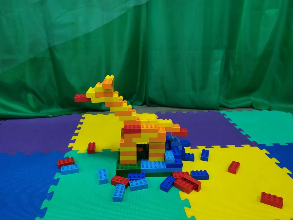 0200o4jw-b5e7-940x705.jpg