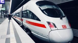 Mit der Bahn fahren