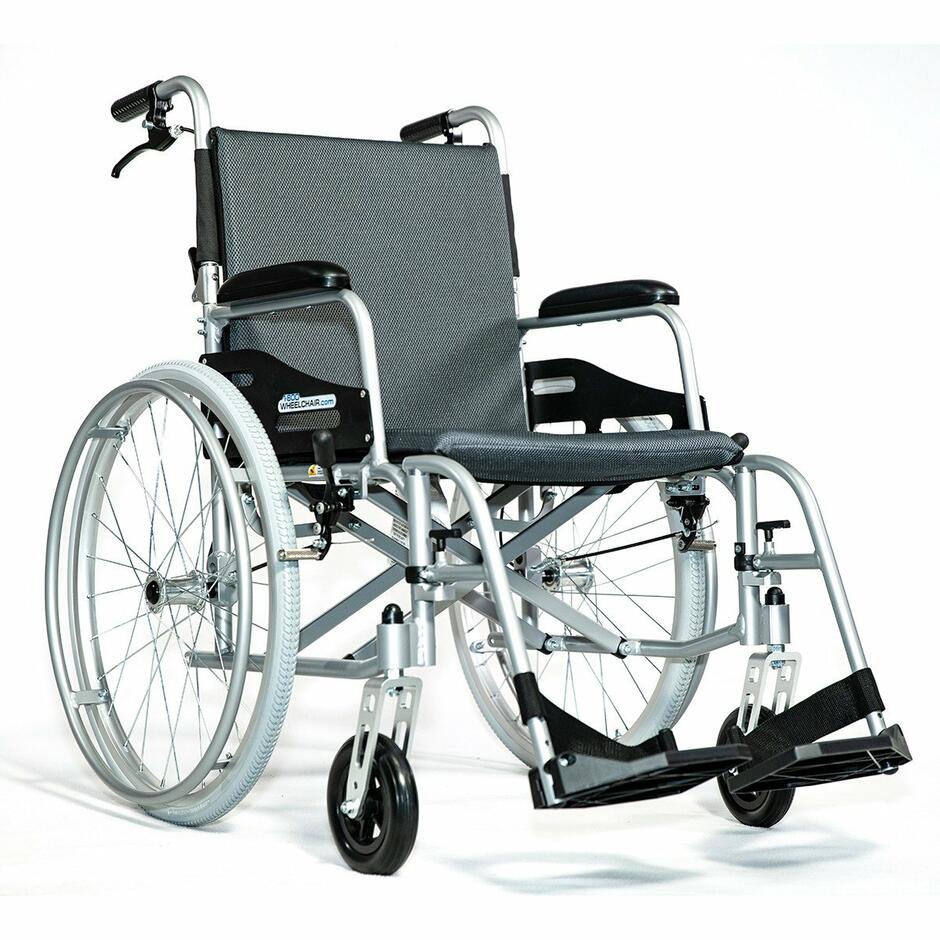 0200q5oe-9b6b-940x940.jpg