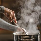 Fehler beim Suppekochen: DAS verdirbt einfach alles! - bildderfrau.de