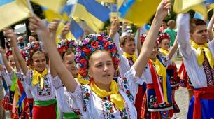 Презентація "Однонаціональні та багатонаціональні країни. Національний склад населення України"