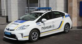 Confusion as police patrol car hijacked near Kyiv | UNIAN