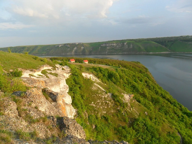 0201003x-0e08-768x576.png