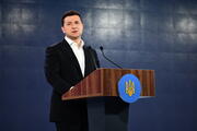 Підготовка людей з новим мисленням має починатися не у 17-18 років в університеті, а з народження, – Володимир Зеленський