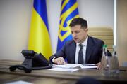 Володимир Зеленський хоче для викладачів президентського університету зарплату на рівні 4 тисяч доларів чи євро