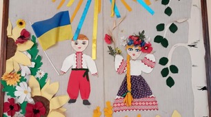 Сценарій випускного ранку " Спливає час і розставання близько"