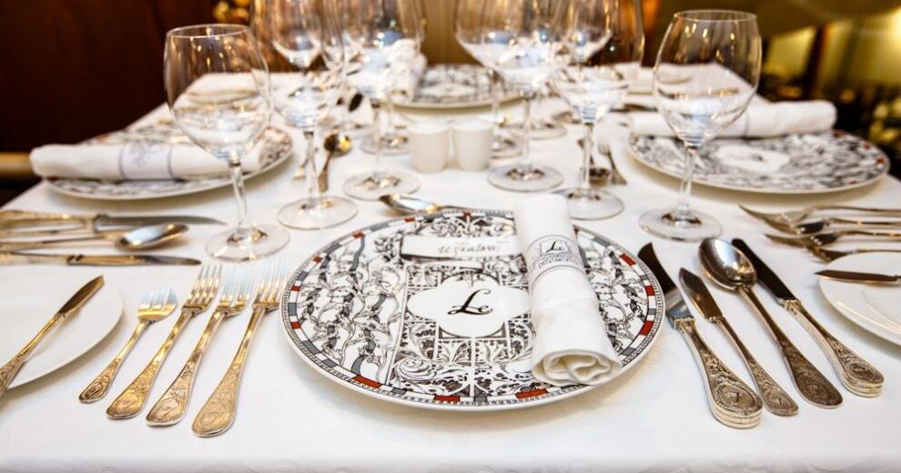 How to lay the table презентація Презентація. Англійська мова