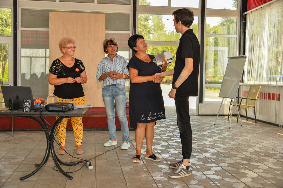 02012y96-e289-940x627.jpg