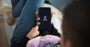 У Китаї дітям дозволять користуватися TikTok тільки 40 хвилин на день