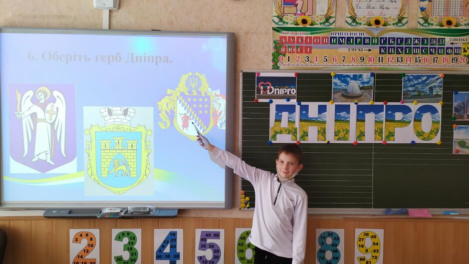 02013v8v-abf2-940x529.jpg