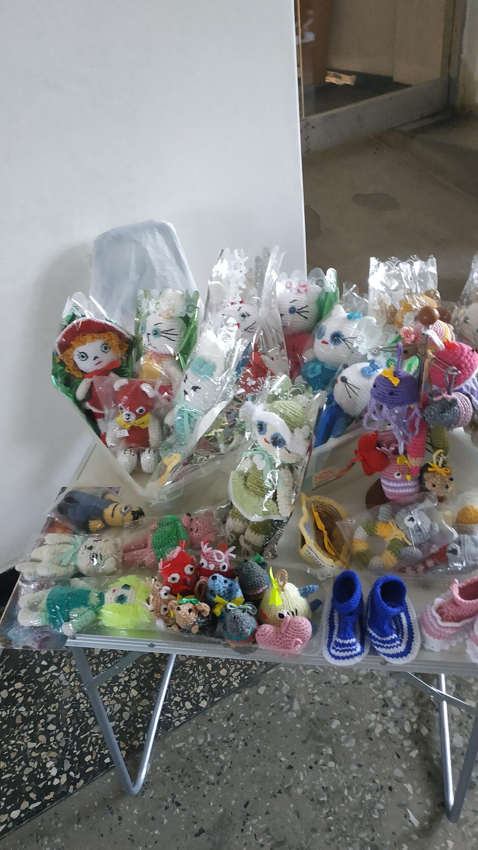 02014fke-c857-940x1671.jpg