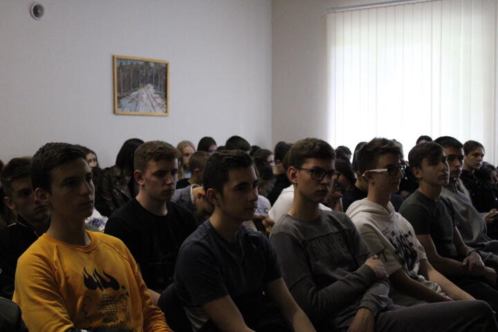 02014oo2-0e32-720x480.jpg