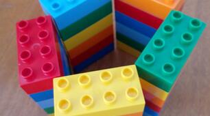 Вправа з LEGO «Захисти дім – збудуй фортецю» «Додавання та віднімання чисел в межах 100 з переходом через розряд