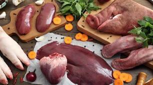 Урок на тему "Напівфабрикати з субпродуктів"