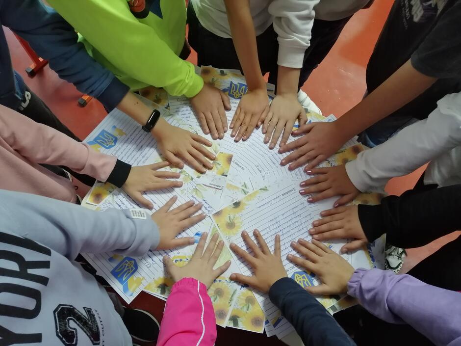 020160f6-4a0d-940x705.jpg