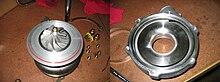 https://upload.wikimedia.org/wikipedia/commons/thumb/8/8e/Turbo-compressor.jpg/220px-Turbo-compressor.jpg