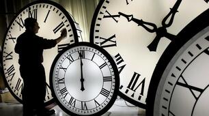 Україна на карті годинних поясів