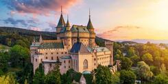 18 Most Beautiful Castles in the World - Famous Palaces to Visit