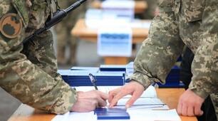 Військова служба за контрактом