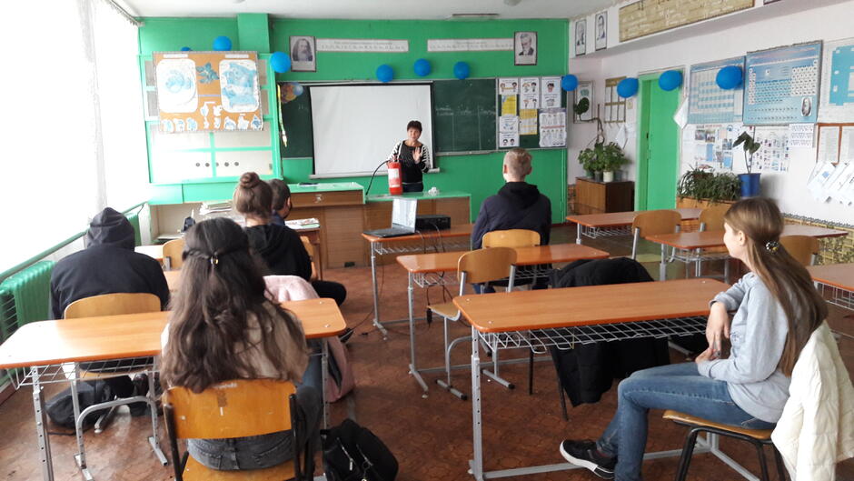 0201azlu-185a-940x529.jpg