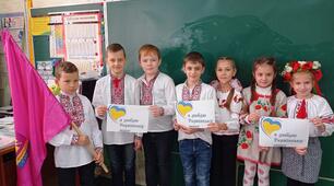 Наш рій відмічає День української писемності та мови