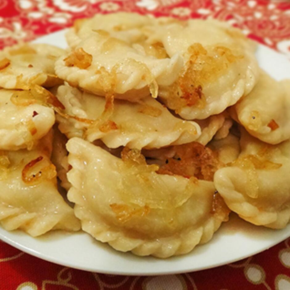Секретные вареники с картошкой и луком (Russian Dumplings with Potatoes and Onions – Vareniki s Kartoshkoy) - Вкусные заметки
