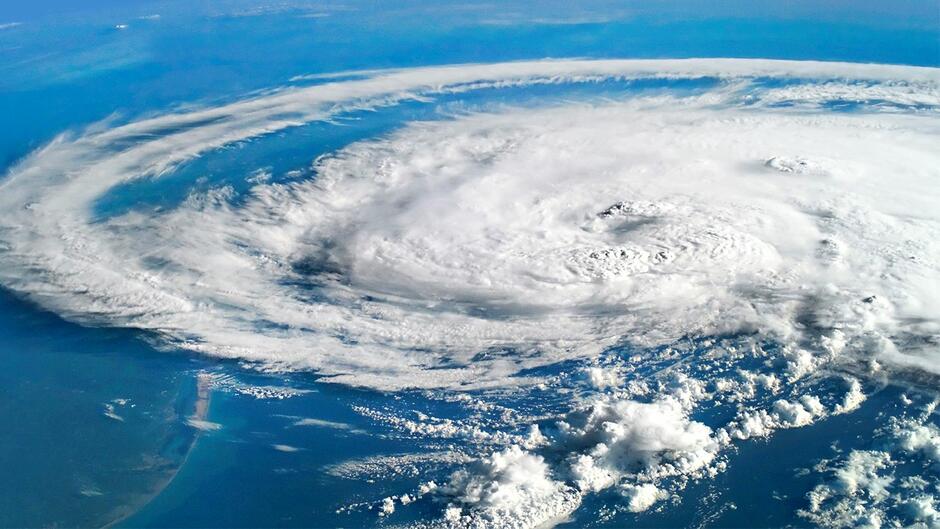 10 Hurricane Prep Tips From Experts | Everyday Health