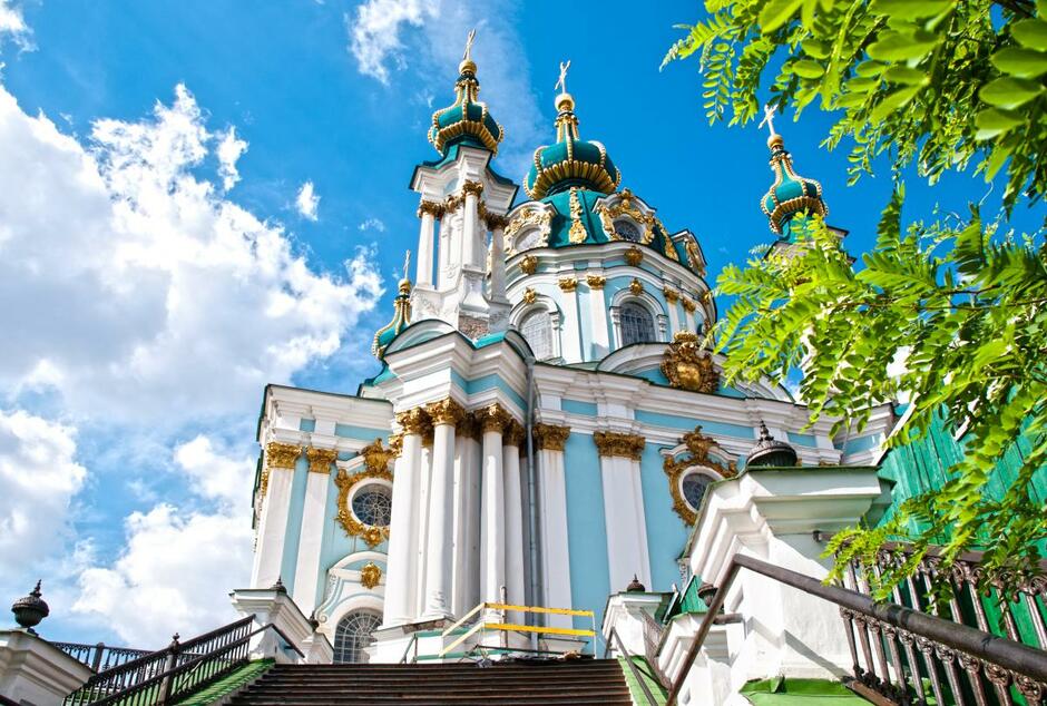 Церква сьогодні вшановує пам'ять святителя Григорія Чудотворця / фото ua.depositphotos.com