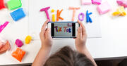 Десять освітніх TikTok-каналів, які зроблять ваші уроки цікавішими