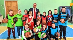 Наукова робота. Авторська гра -"Моно-гандбол"