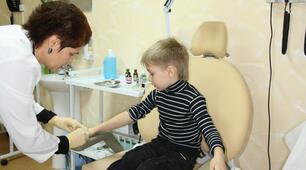 Як навчити дитину не боятися медичних процедур