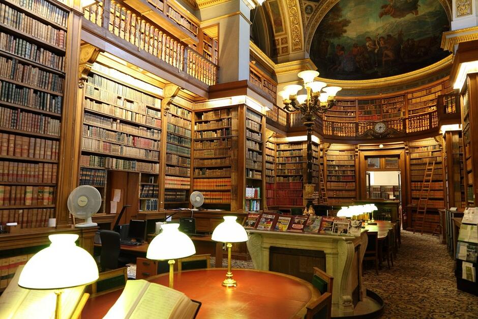 Library - Wikipedia