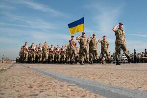 Працівника призвано на строкову військову службу: що з гарантіями? | «Дебет-Кредит» - Бухгалтерські новини